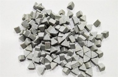 利用棕刚玉研磨磨料处理工件表面的几大优势